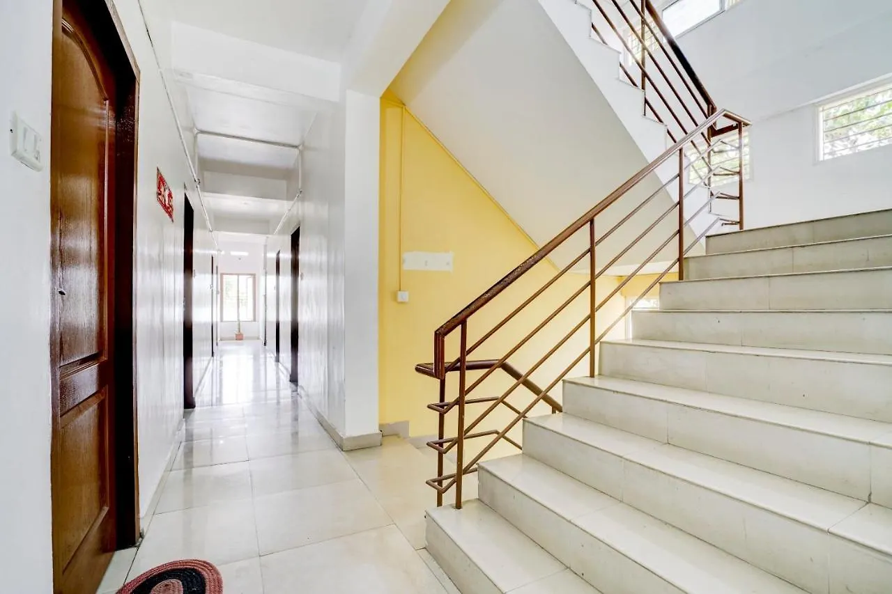 Spot On New View Hotel Inn Trippapur 2*,